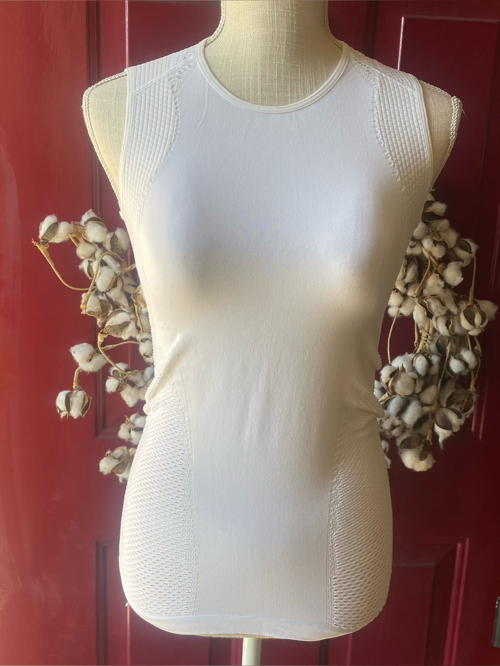 Nike Fit Dry White Mesh Sports Women's Top Tank (Size S/M)